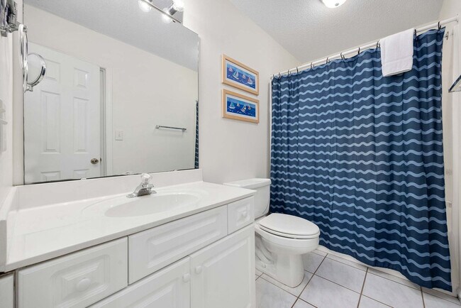 Building Photo - 111A S Yaupon Dr