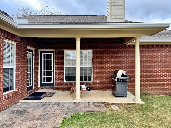 Building Photo - 4701 Mitford Cir