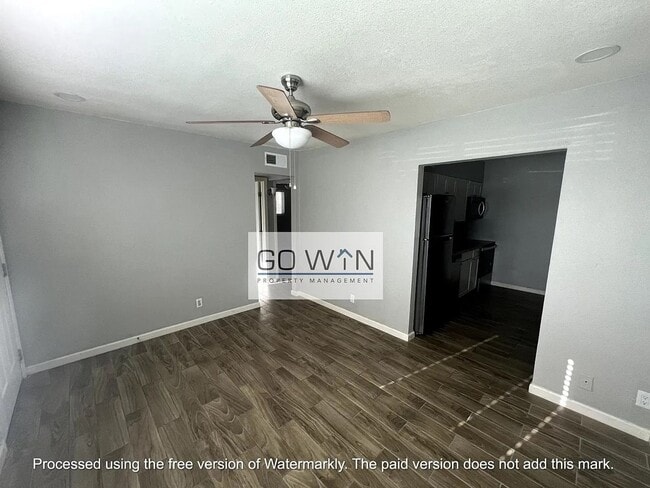 Building Photo - 6645 West Myrtle Ave