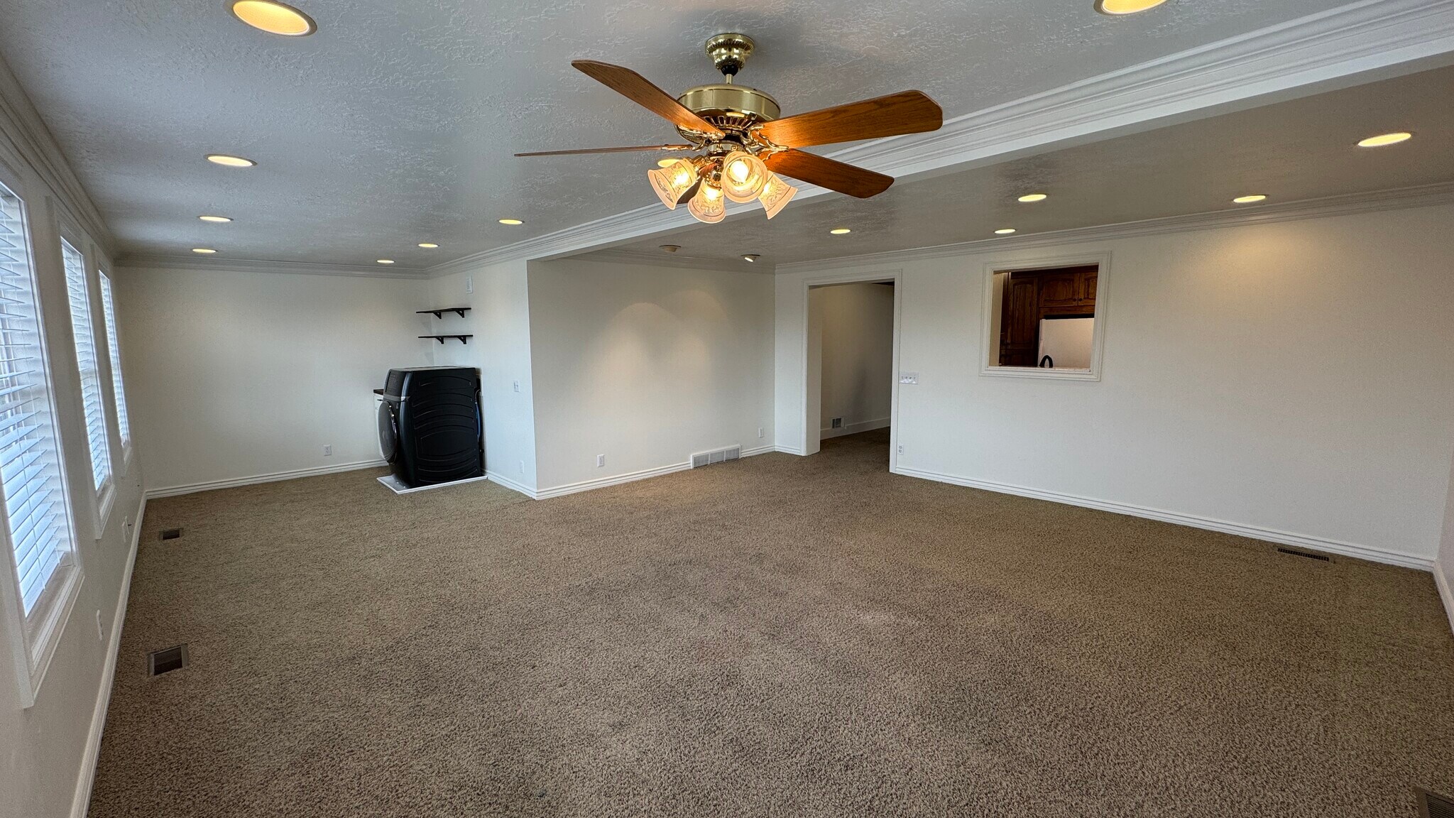 Building Photo - 737 N 500 E