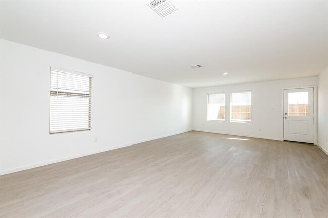 Building Photo - 12508 Huntington Rdg Wy