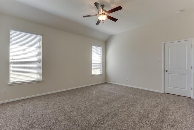 Building Photo - 1515 Holly Chase Ct