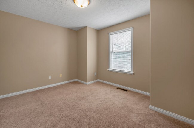 Building Photo - 1022 Fiddler Creek Way