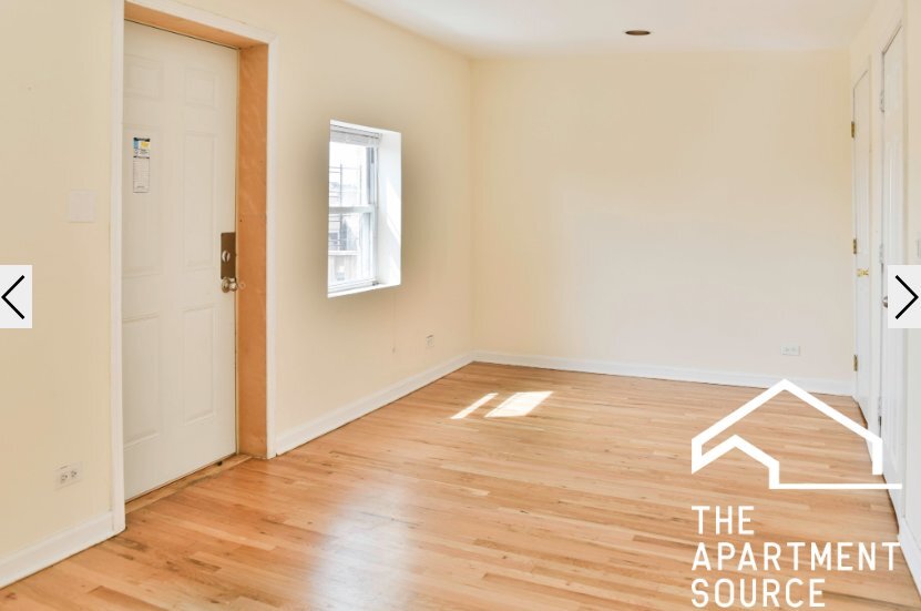 Building Photo - 2318 N Southport Ave