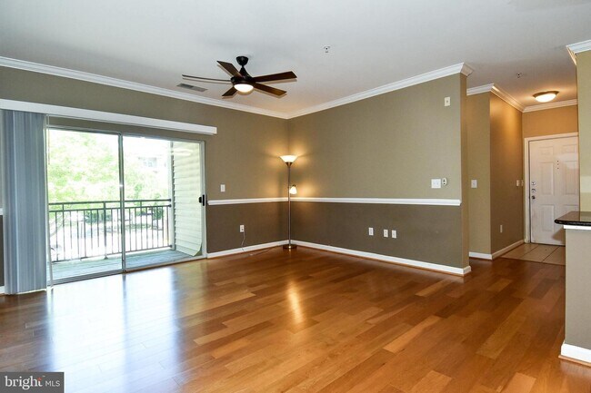 Building Photo - 12140 Garden Grove Cir