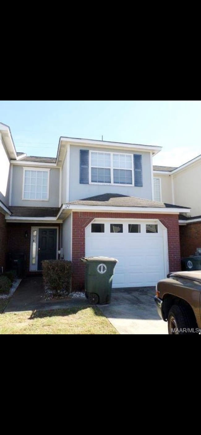 Building Photo - 124 N Springview Dr