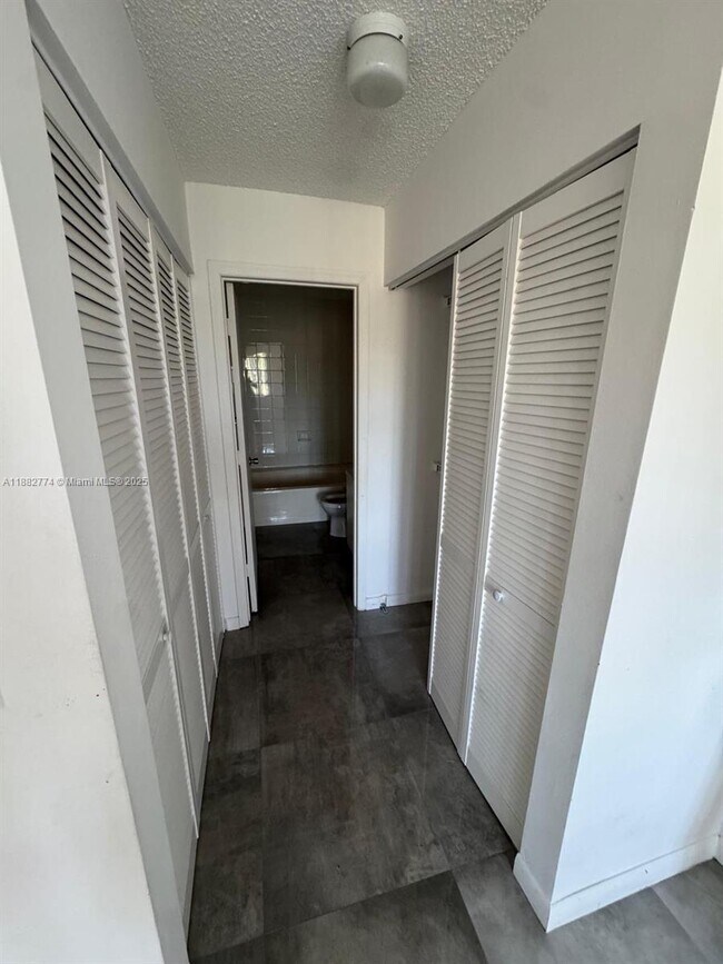 Building Photo - 12124 St.Andrews Pl