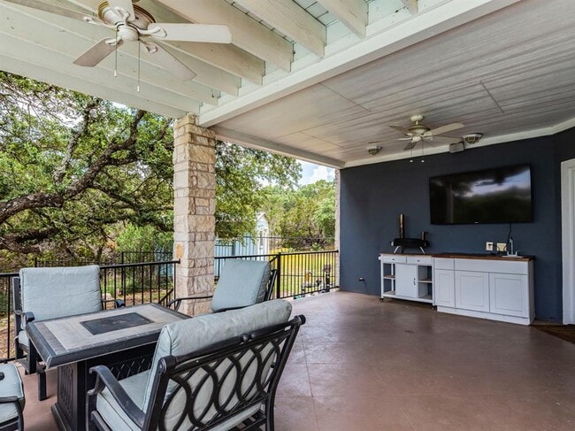 Building Photo - 22401 Briarview Dr