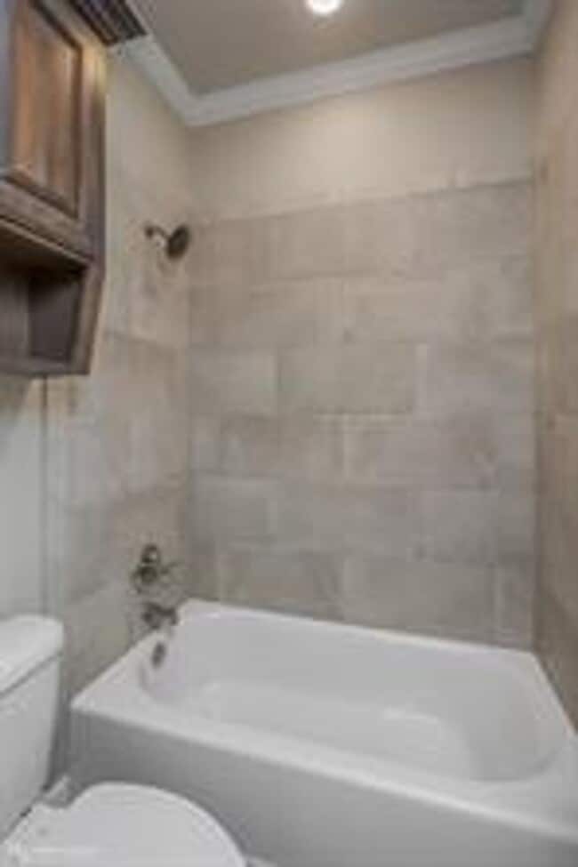 Building Photo - 307 Ansley Cir