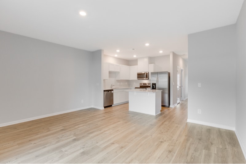 Building Photo - 810 Quinn Dr