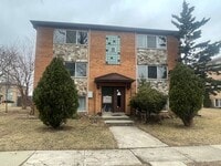 Building Photo - 3901 W 124th St
