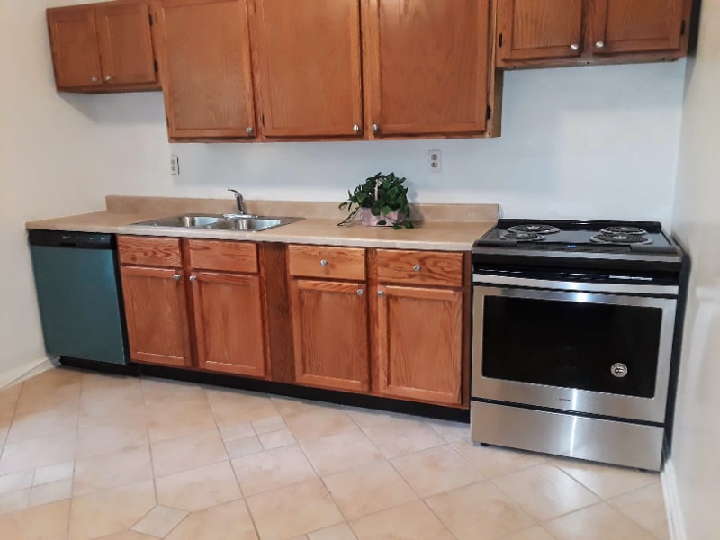 Building Photo - 5932 Belmont Ave