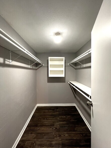 Closet - 8800 Westplace Dr