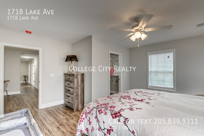 Building Photo - 1718 Lake Ave