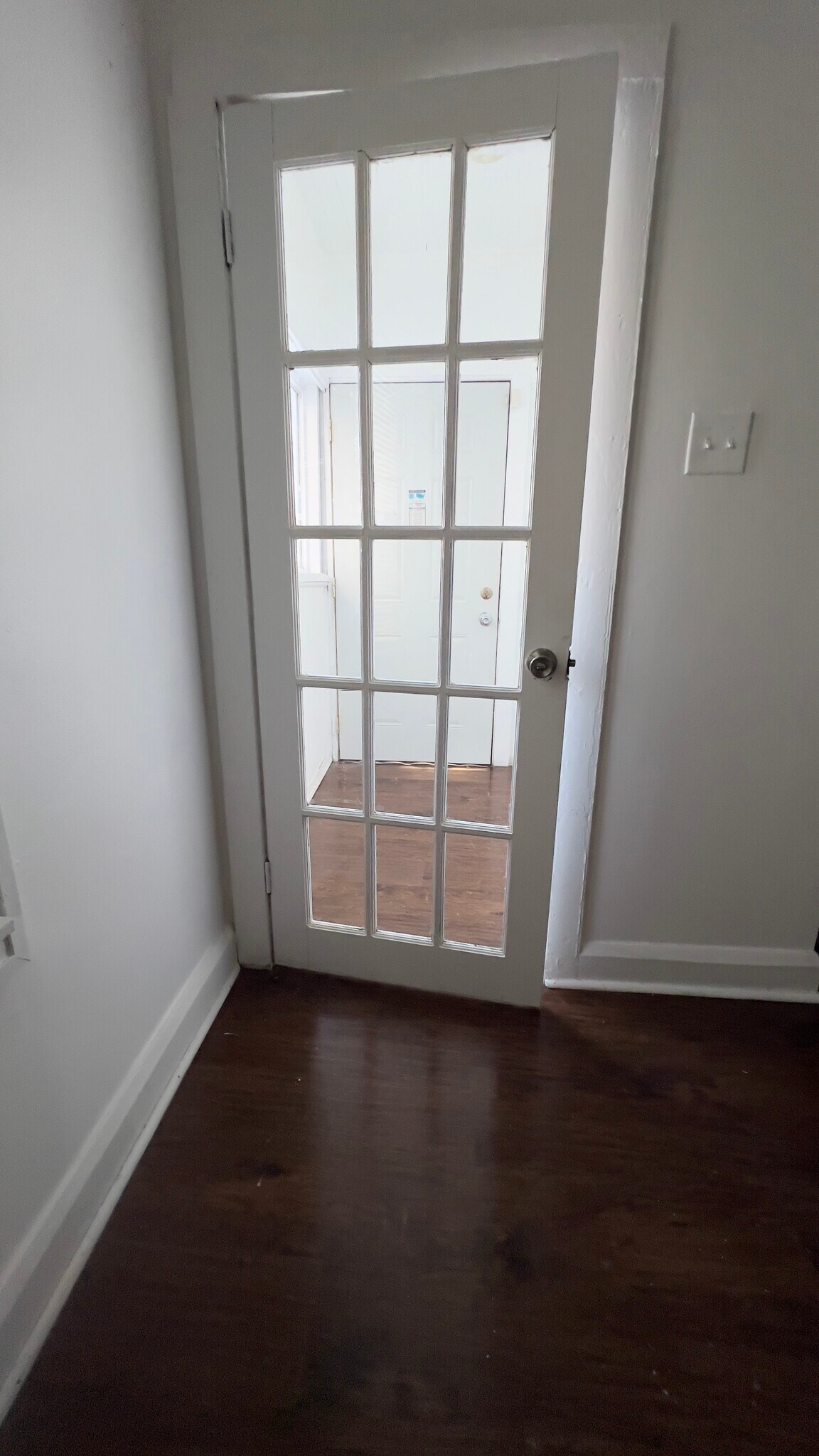 Building Photo - 603 N Rural st