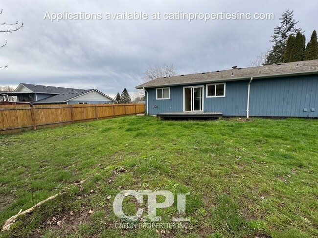 Building Photo - 124 Tilla Dr