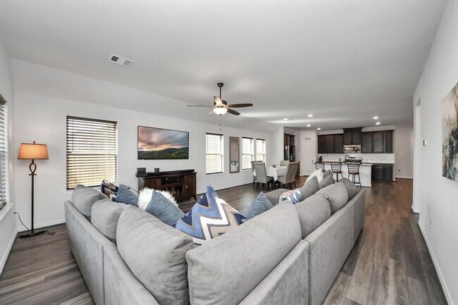 Building Photo - 7009 Terra Ln