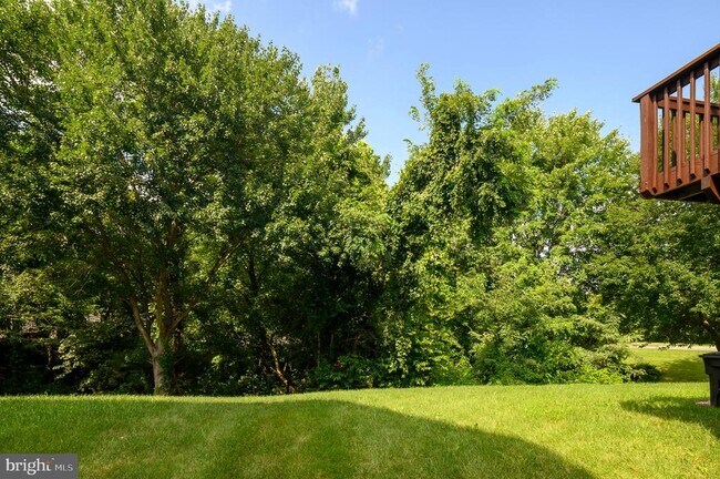 Building Photo - 16140 Edenwood Dr
