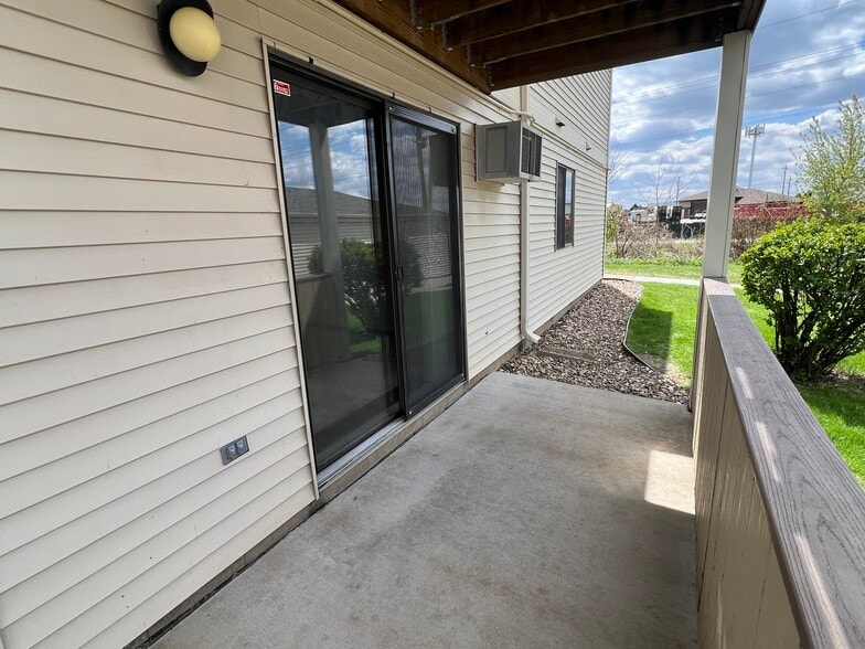 Building Photo - 2120 Valleyhigh Dr NW