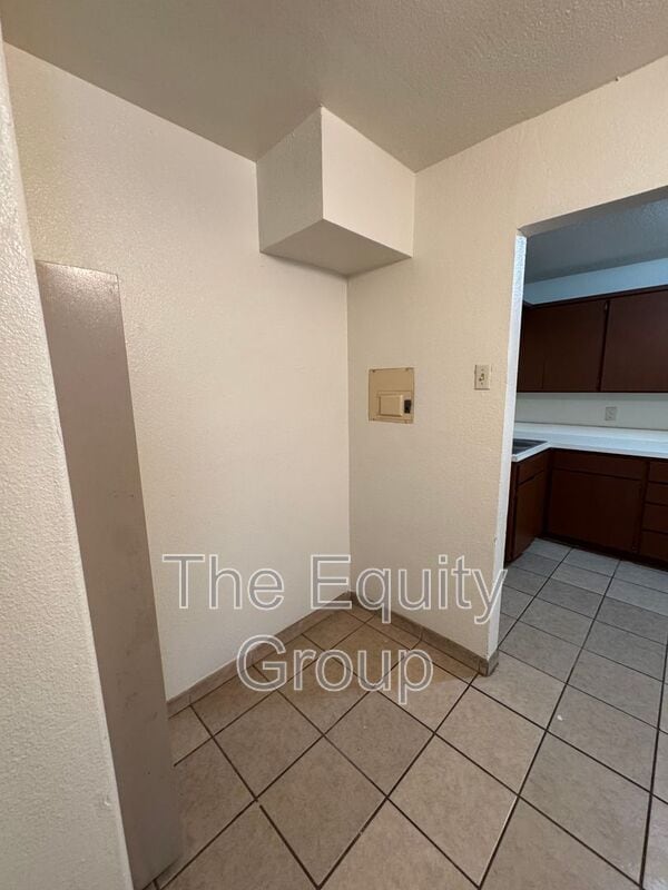 Building Photo - 32606 Rd 124