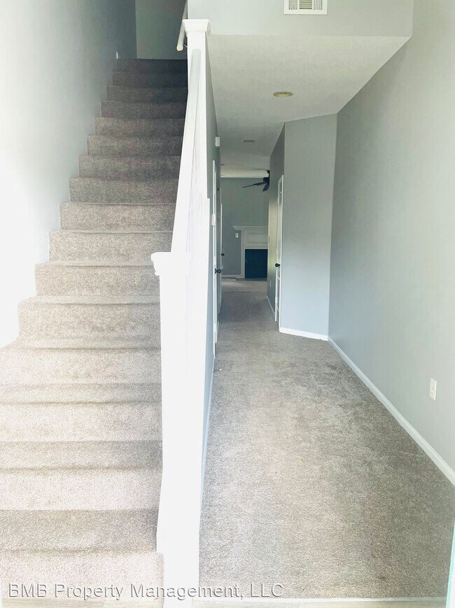 Building Photo - 3 br, 2 bath House - 180 Pine Meadow Circle