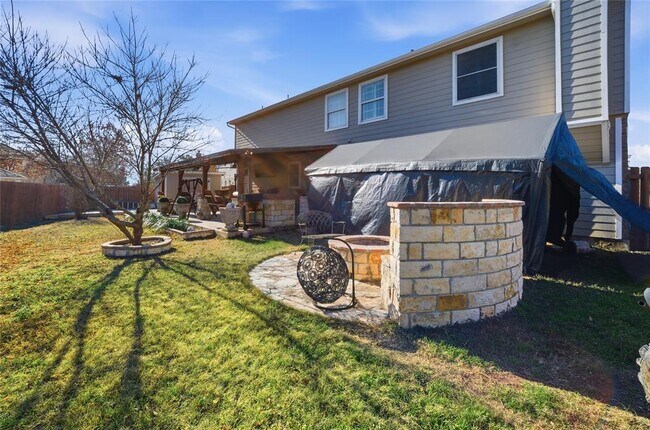 Building Photo - 113 Scarlet Oak Cove