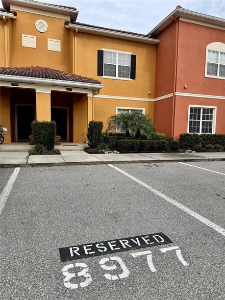 Building Photo - 8977 Coco Palm Rd