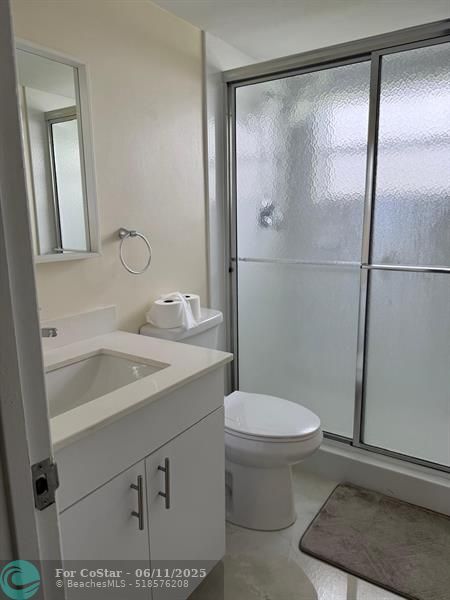 Building Photo - 9420 Poinciana Pl