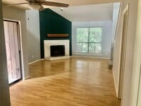 Building Photo - 3150 Walnut Bend Ln
