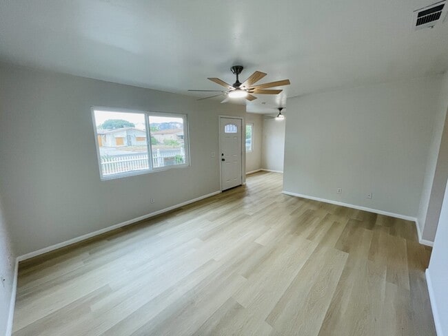 Building Photo - 1887 Cll Amargosa