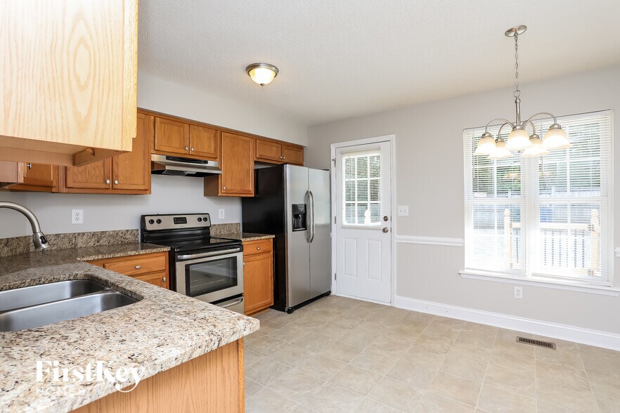 Building Photo - 3508 Sidneys Way