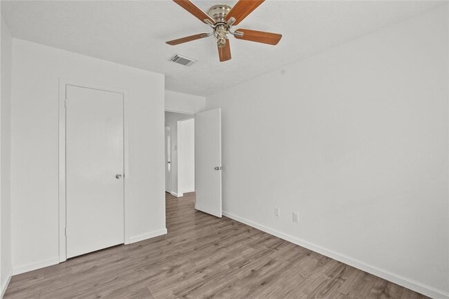 Building Photo - 2515 Northern Dr