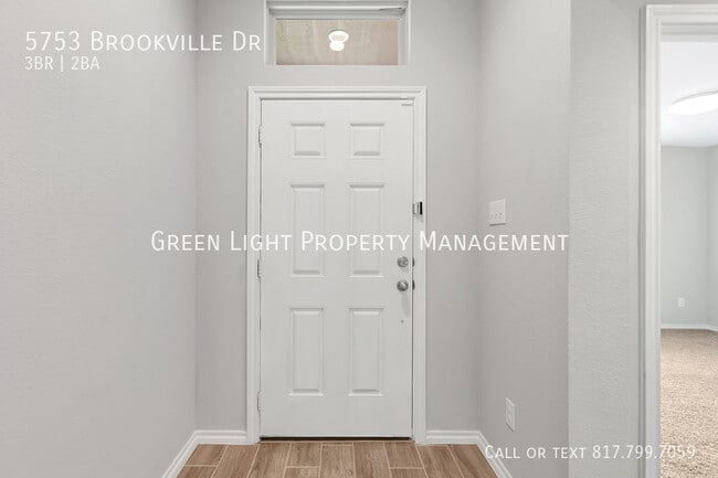 Building Photo - 5753 Brookville Dr