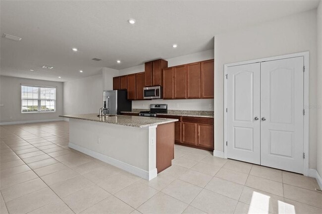 Building Photo - 2432 Hearth Dr