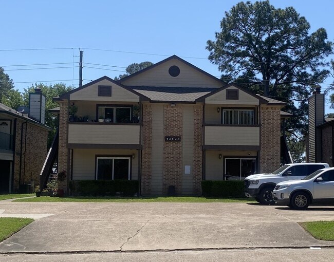 Primary Photo - 13603 Ravensway Dr