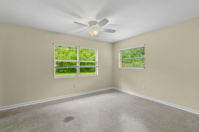 Building Photo - Affordable Remodeled Home near UF Campus