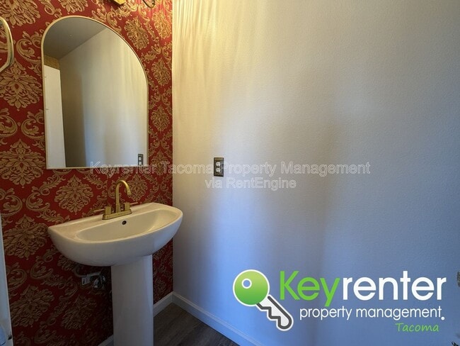 Building Photo - 403 Rudnick Ct NW