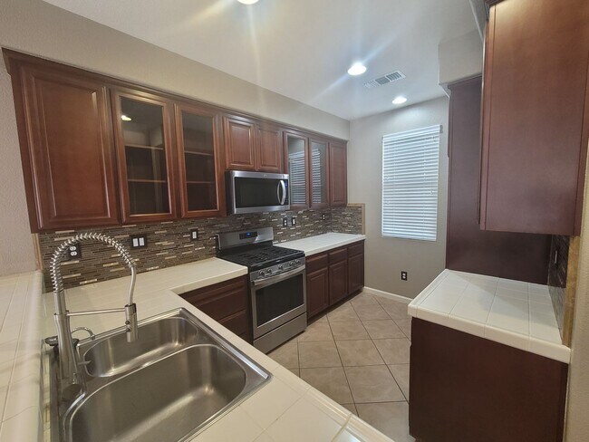 Building Photo - 3391 Walker Rd