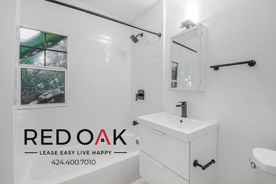 Building Photo - 1861.5 Cordova St