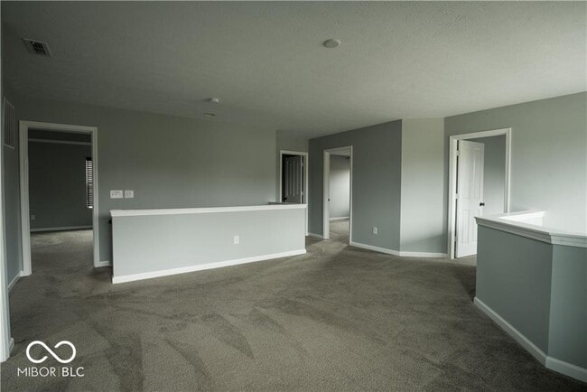 Building Photo - 15665 Eastpark Dr