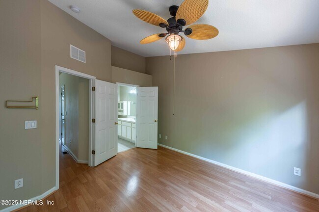 Building Photo - 3483 Lone Tree Ln