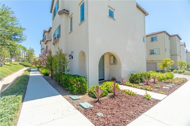 Building Photo - 27659 Rockcrest Rd