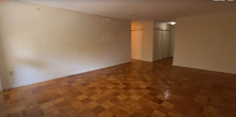 Building Photo - 16 Monmouth Ct