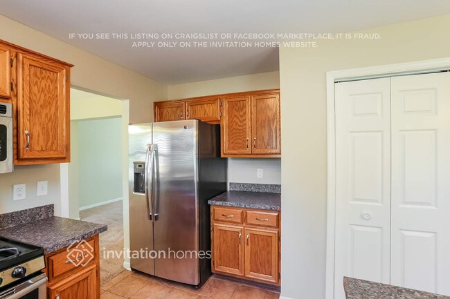 Building Photo - 874 Foran Ln