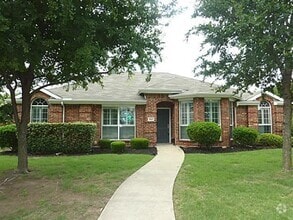 Building Photo - 5621 Flowerwood Ln