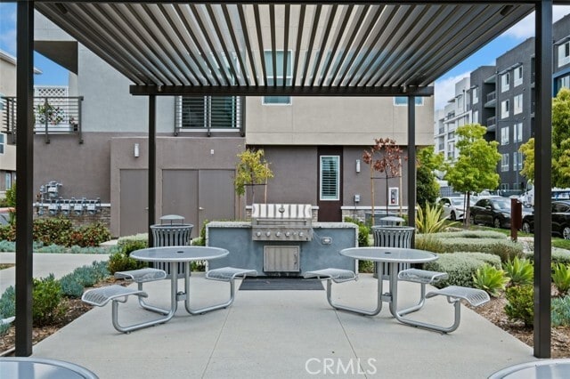 Building Photo - 151 Steely