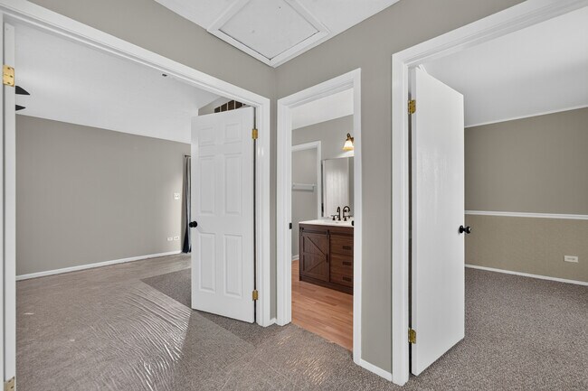 Building Photo - 244 Coventry Ct