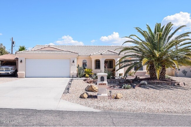 Primary Photo - * Occupied* Unfurnished Long Term Pool Hom...