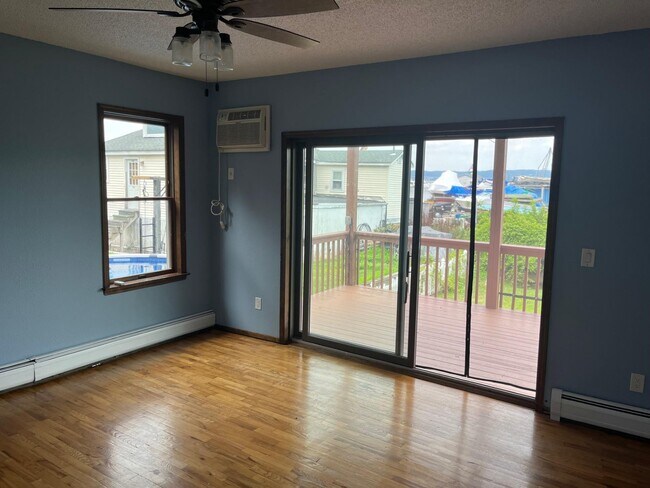 Building Photo - 577 Piermont Ave