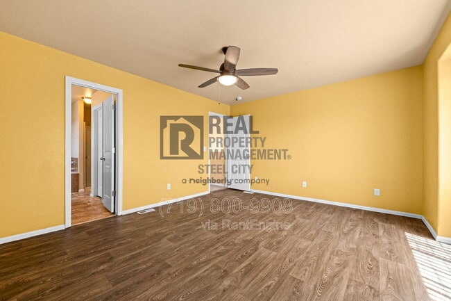 Building Photo - 947 E Kirkwood Dr